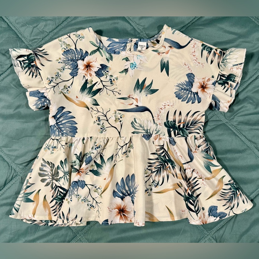 SHEIN Cream Floral Ruffle Blouse